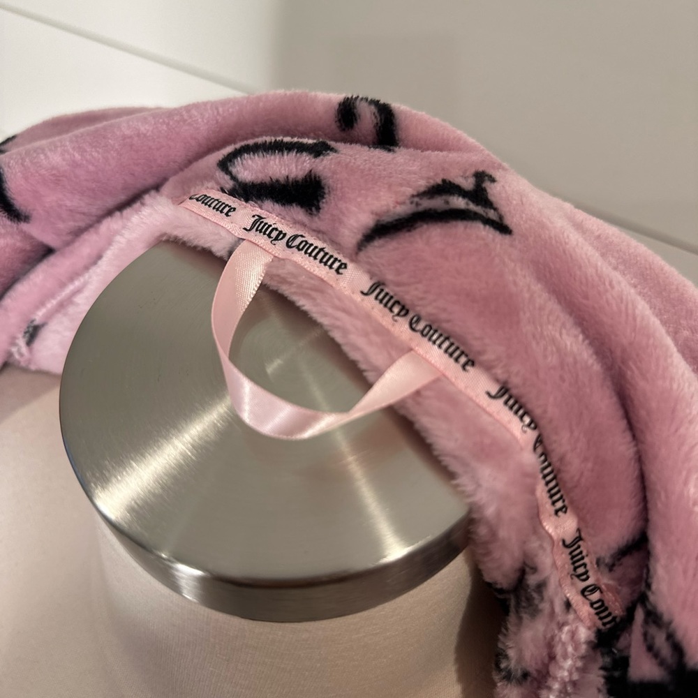 Juicy couture velour pink mauve lavender robe lush luxe intimate gift - Picture 2 of 10